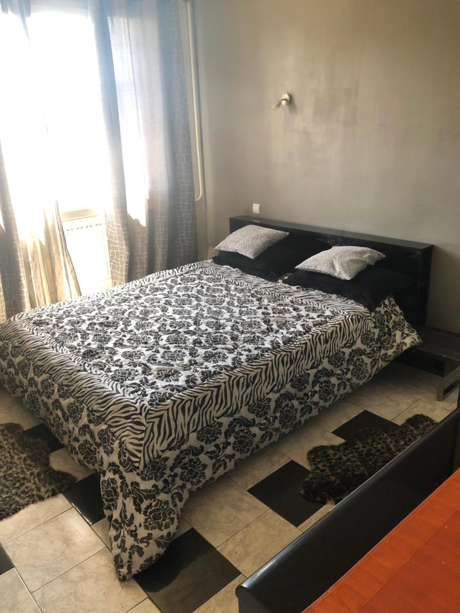 Laila Apartment เครยล์ ภายนอก รูปภาพ